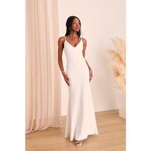 Lulus NWT Infinite Glory White Spaghetti Strap Crepe V-Neck Mermaid Maxi Dress